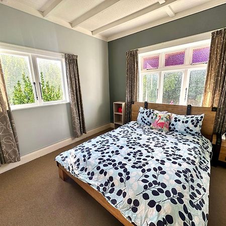 Rs Two-Bedroom Apartment Palmerston North Eksteriør bilde