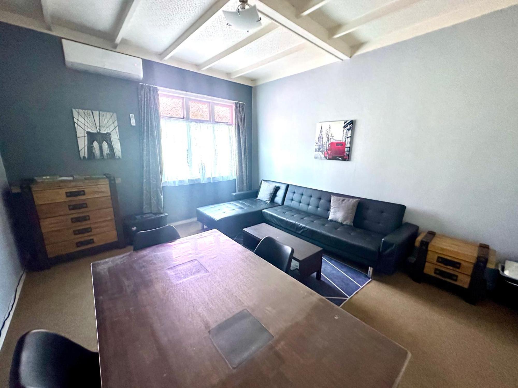 Rs Two-Bedroom Apartment Palmerston North Eksteriør bilde